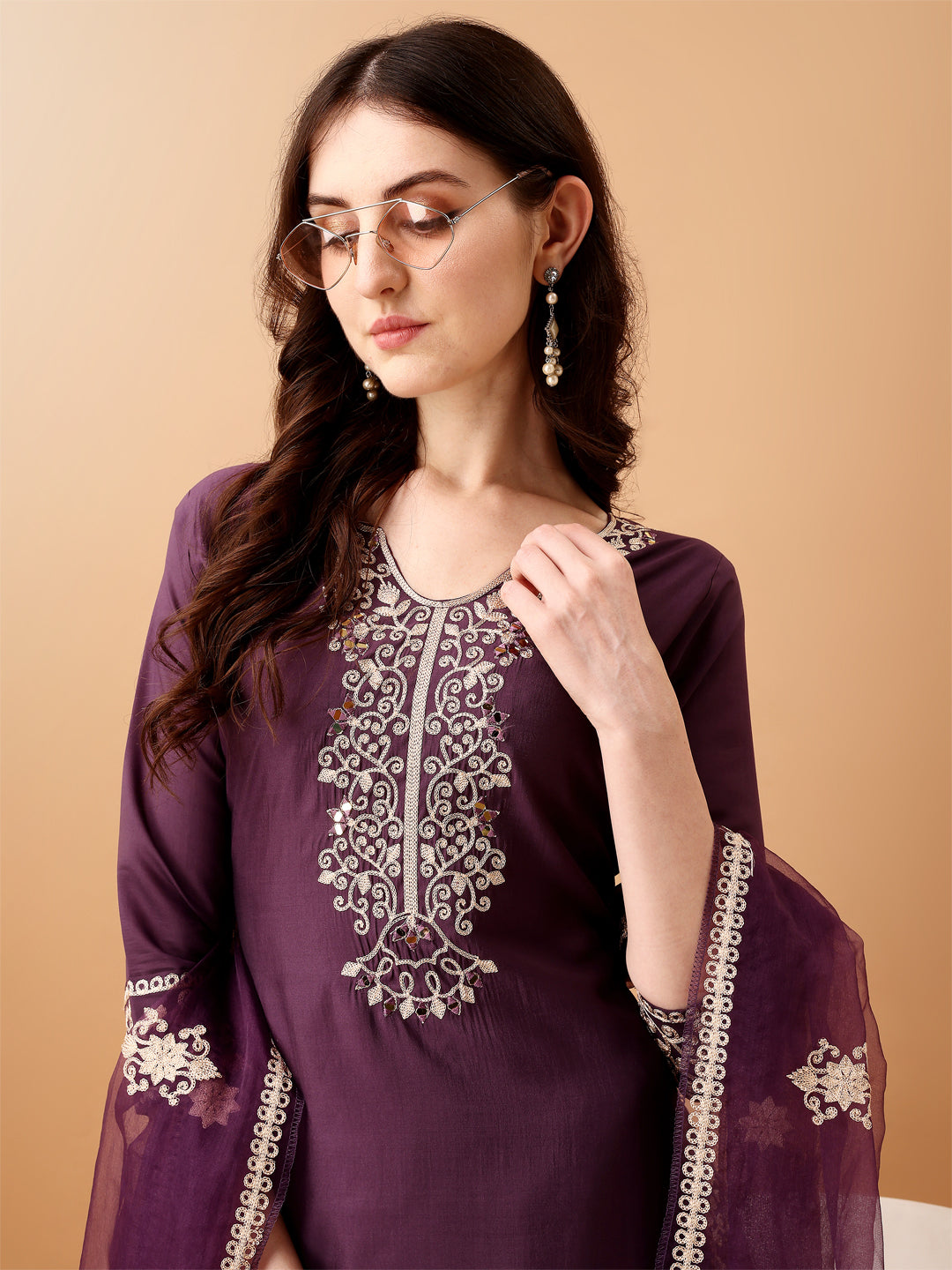 Embroidered kurta with pant & Embroidered Dupatta