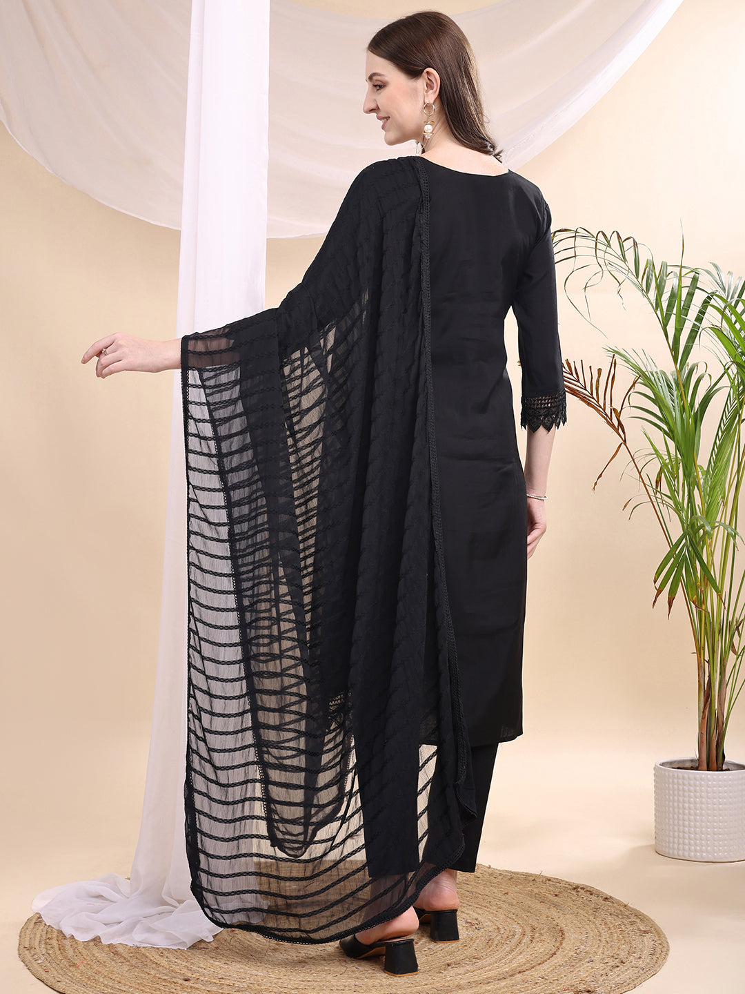 Beads & Swarovski Embroidered Kurta with Pant & Dupatta