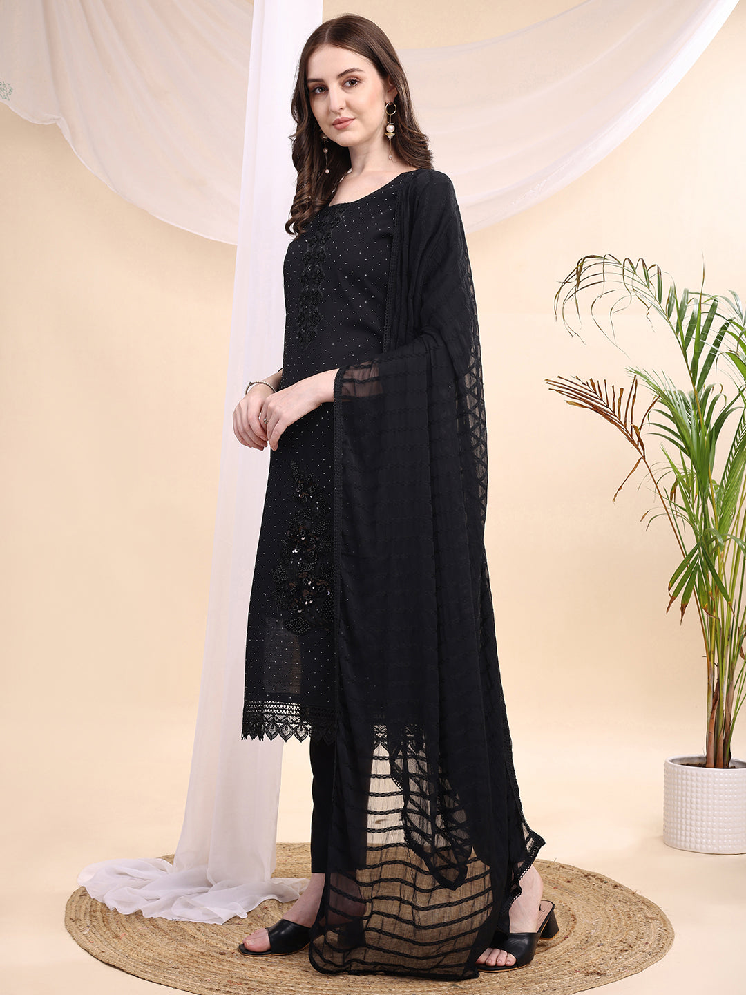 Beads & Swarovski Embroidered Kurta with Pant & Dupatta