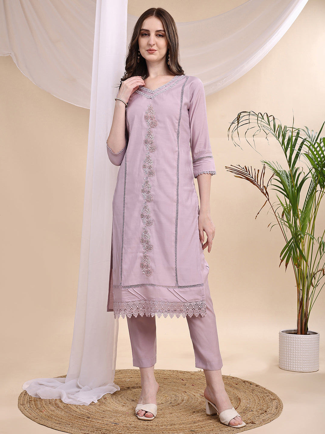 Applique Beads & Lace Embroidered Kurta with pant & Dupatta