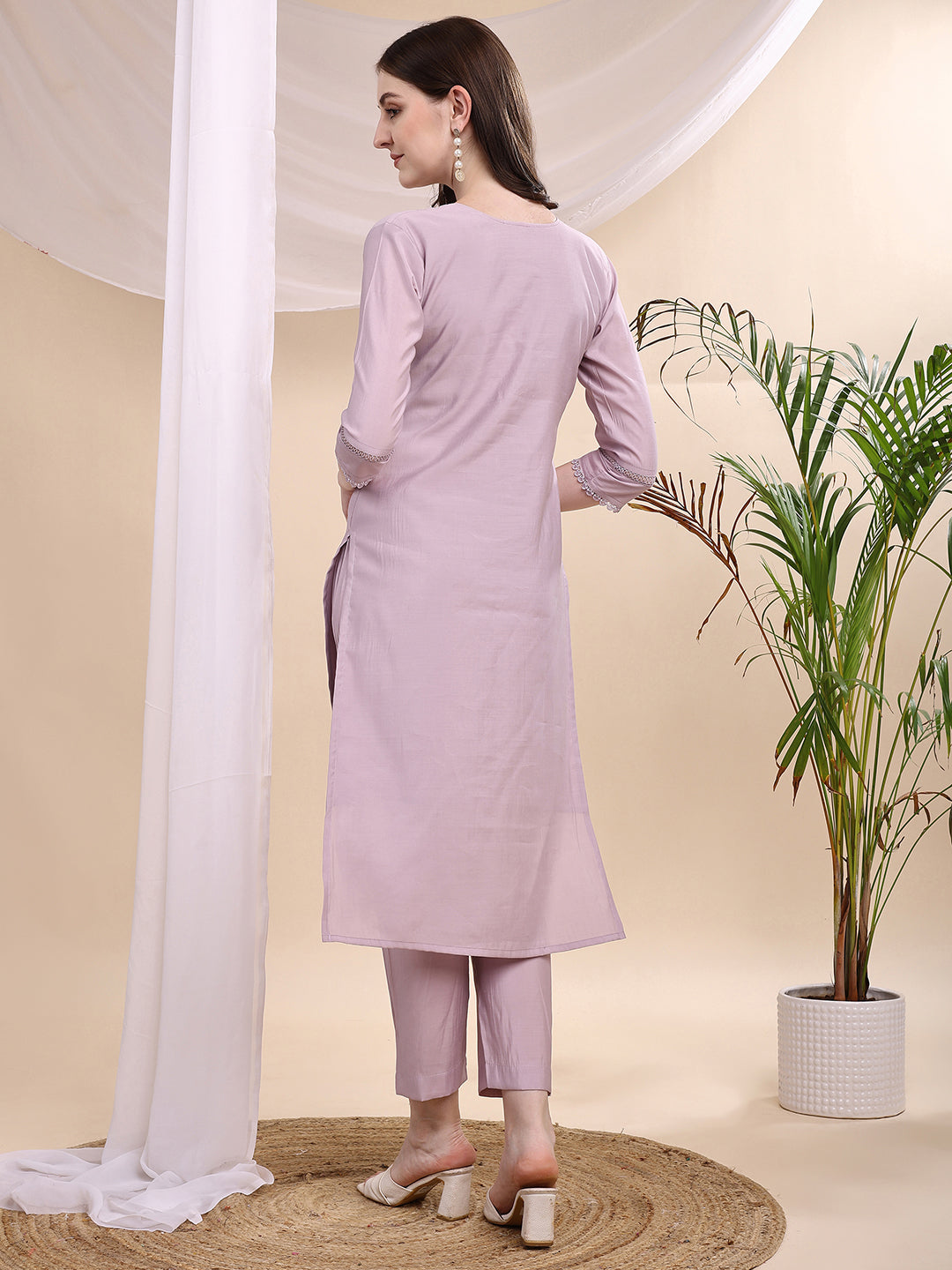 Applique Beads & Lace Embroidered Kurta with pant & Dupatta