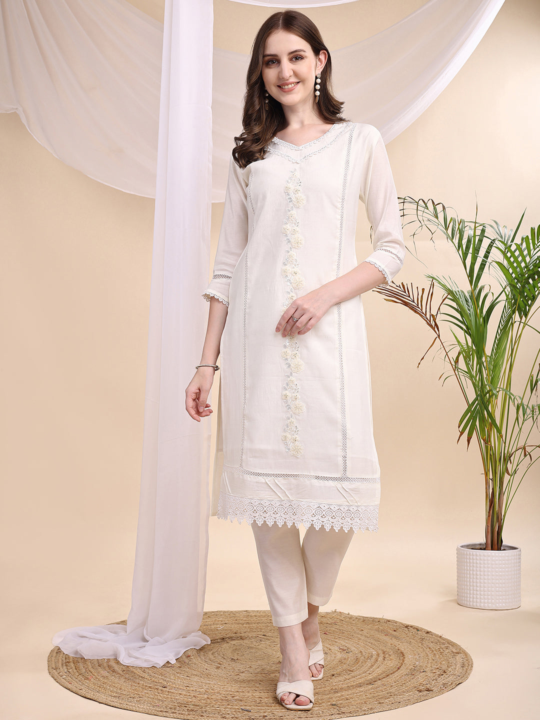 Applique Beads & Lace Embroidered Kurta with pant & Dupatta