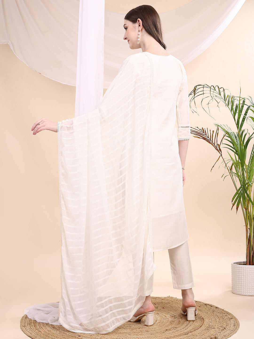 Applique Beads & Lace Embroidered Kurta with pant & Dupatta