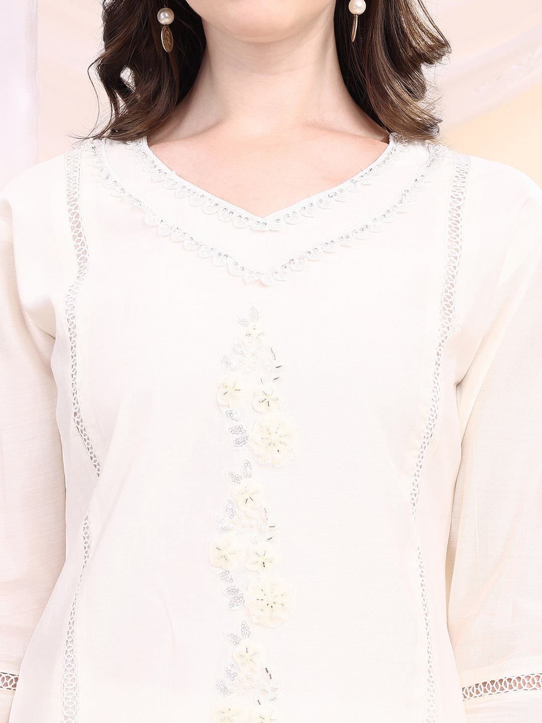 Applique Beads & Lace Embroidered Kurta with pant & Dupatta
