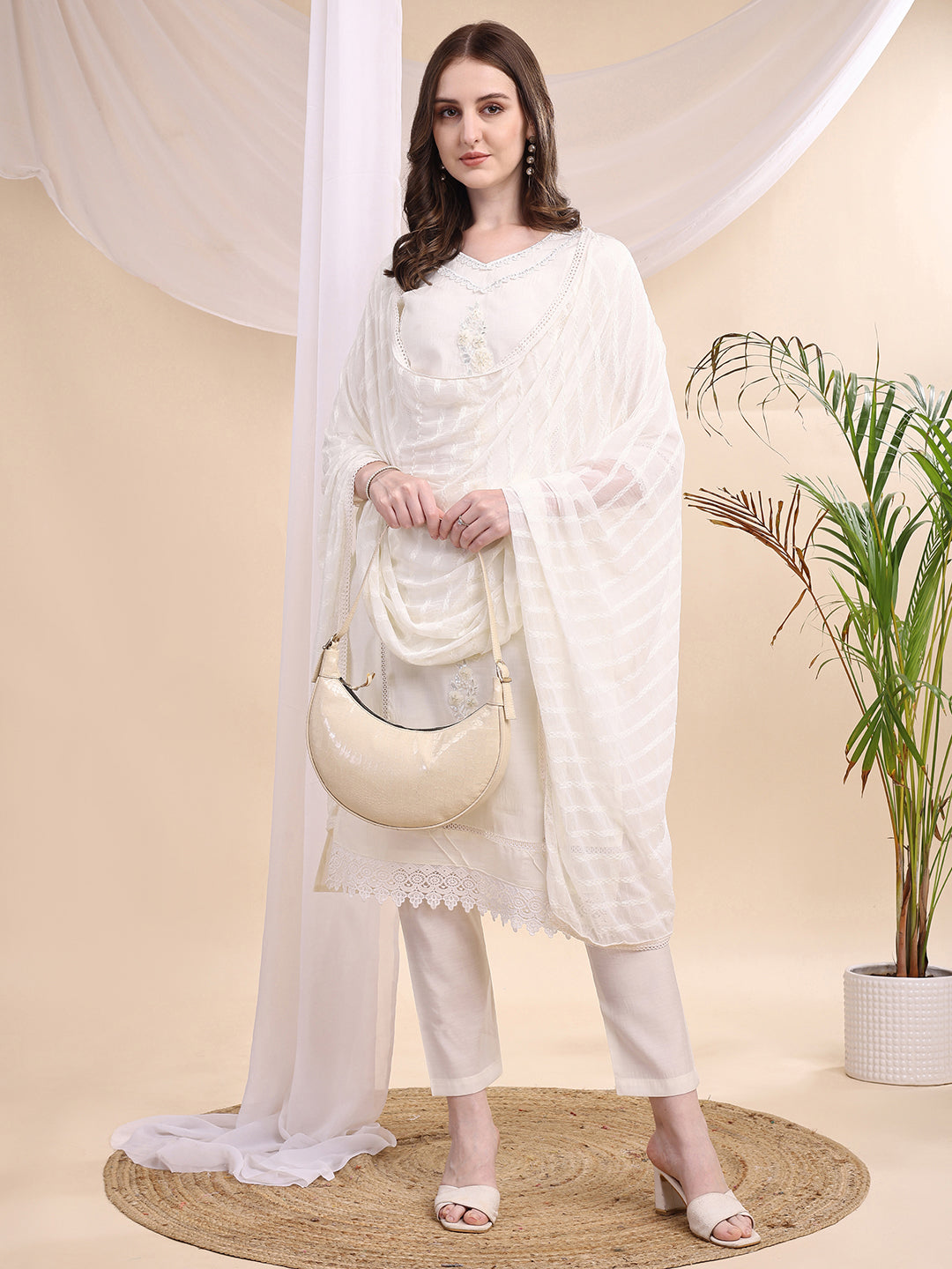 Applique Beads & Lace Embroidered Kurta with pant & Dupatta