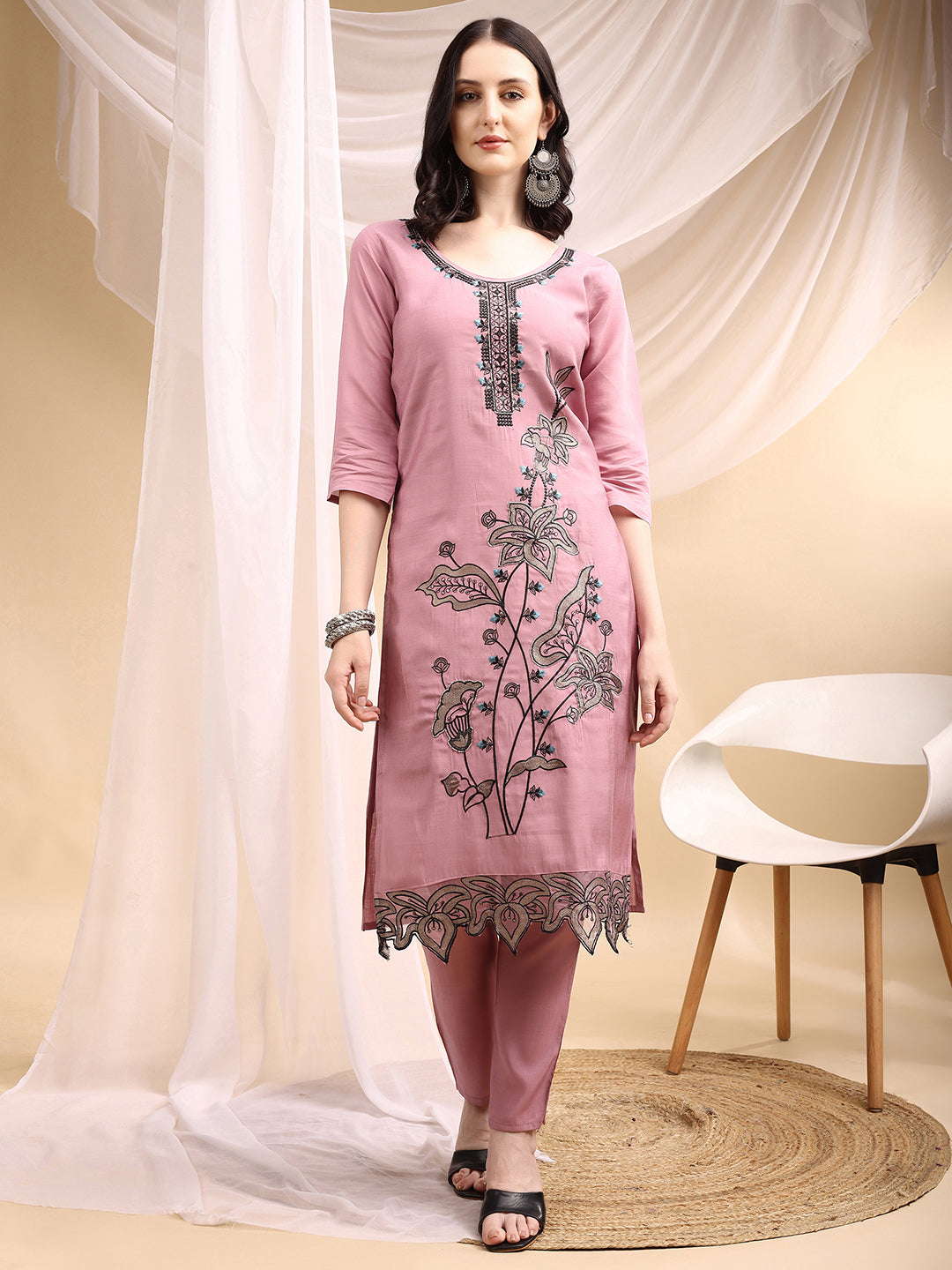 Embroidered Kurta with Pant & Embroidered Dupatta