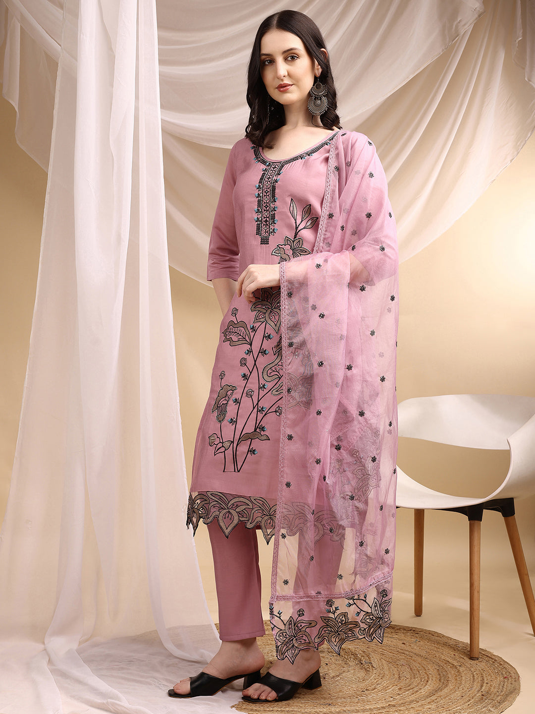 Embroidered Kurta with Pant & Embroidered Dupatta