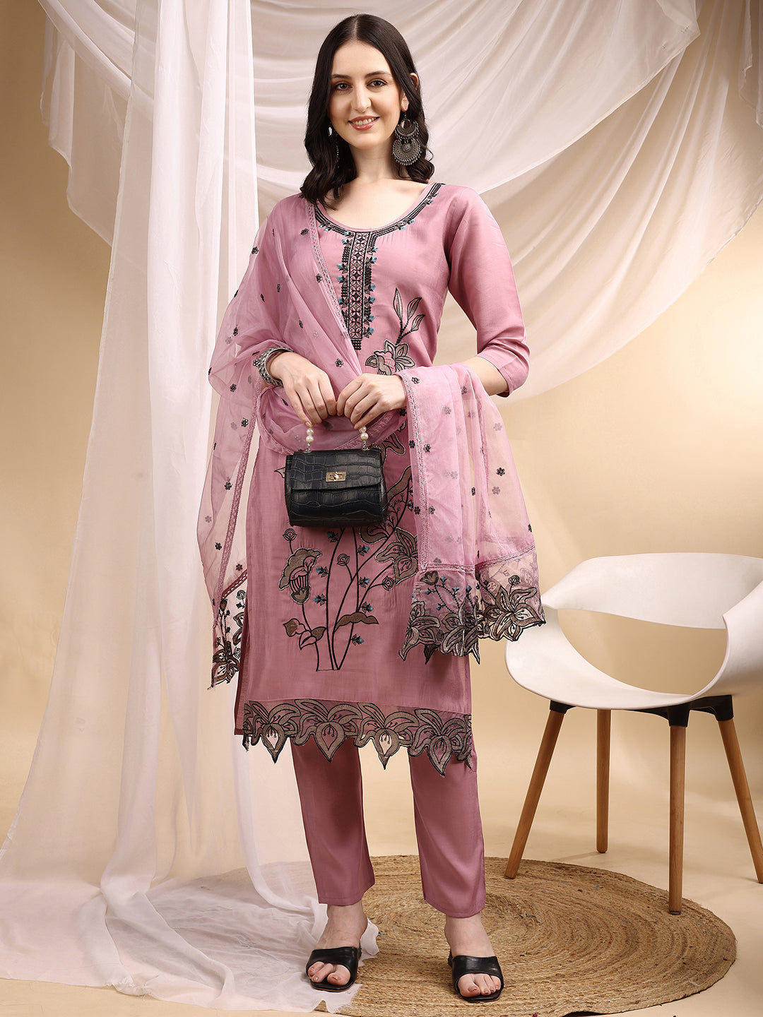 Embroidered Kurta with Pant & Embroidered Dupatta