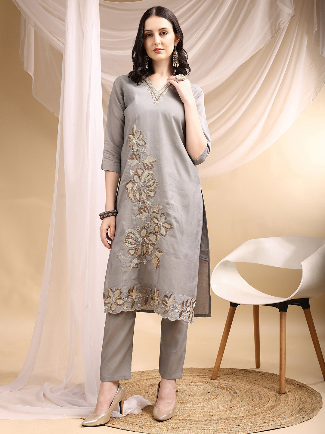 Hand & Thread Placement Embroidered Kurta with Pant & Embroidered Dupatta