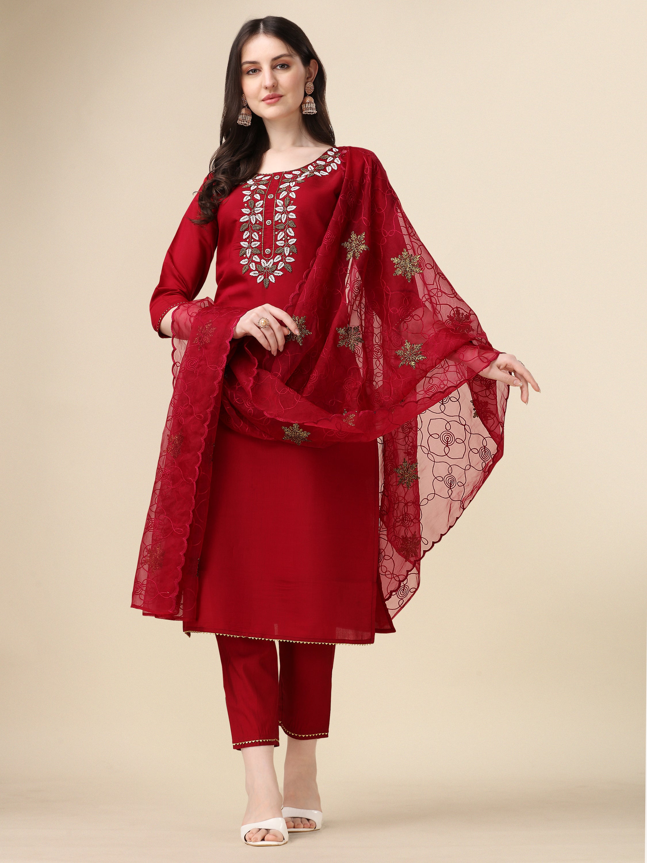 Embroidered Kurta With Pant And Organza Dupatta Set