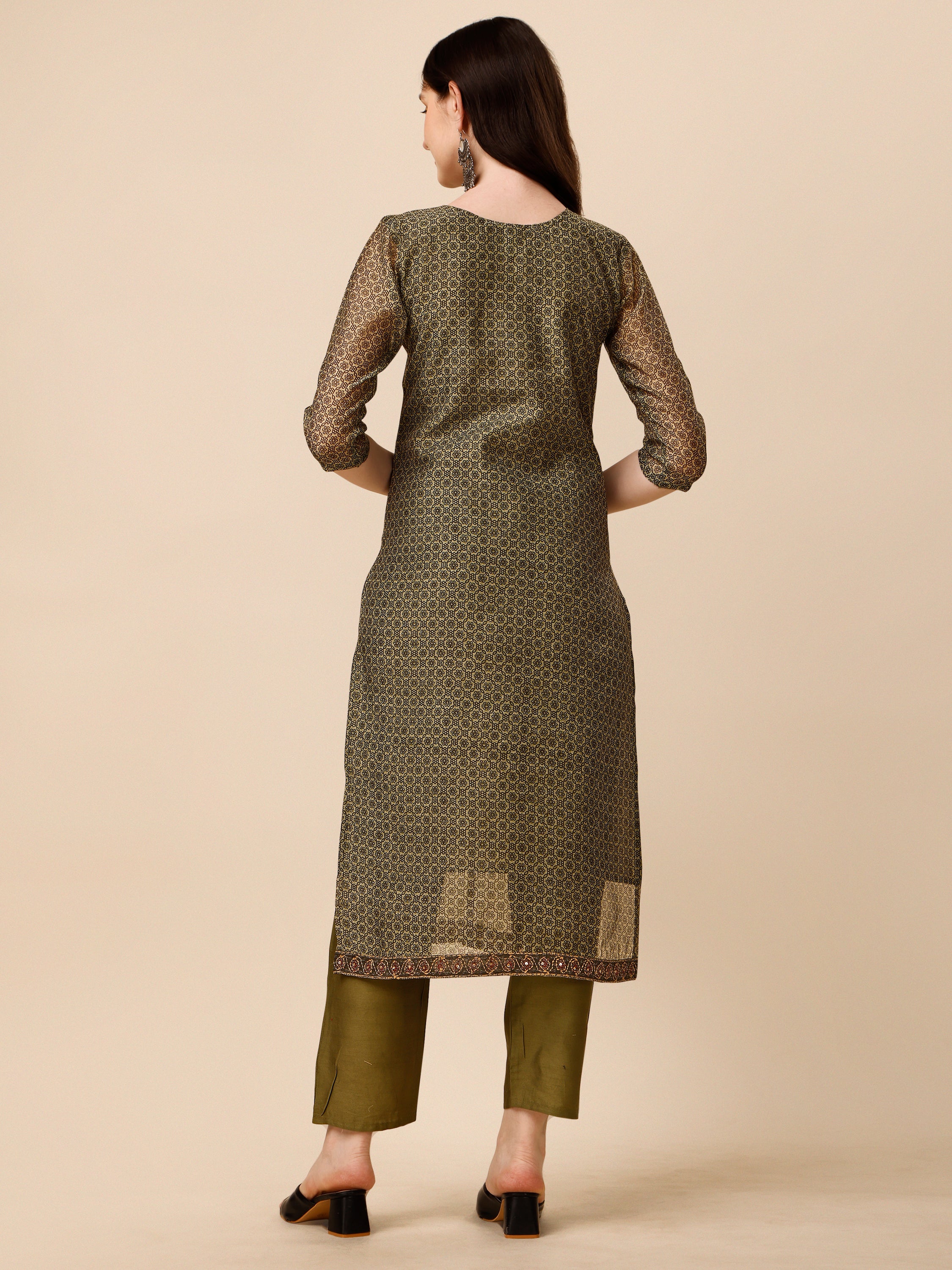 Printed Kurta With Pant And Dupatta Set